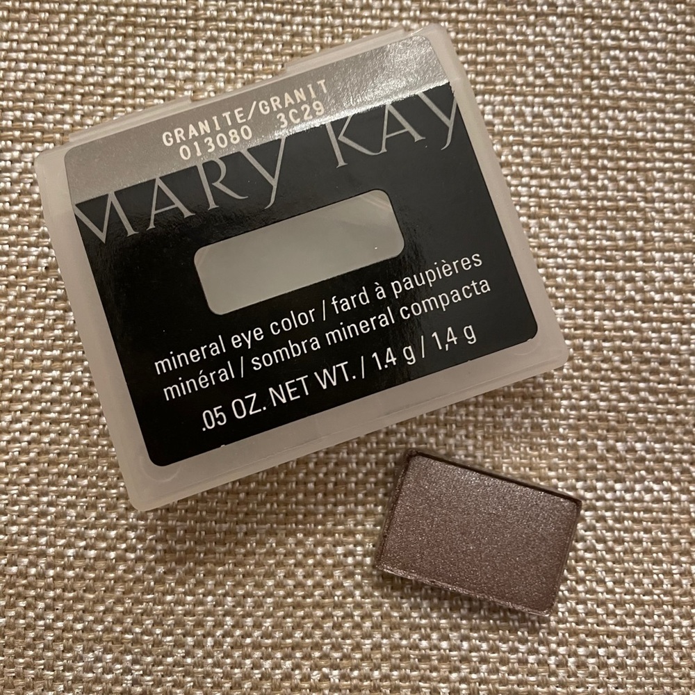 4 of Mary Kay Mineral eyeshadow-granite